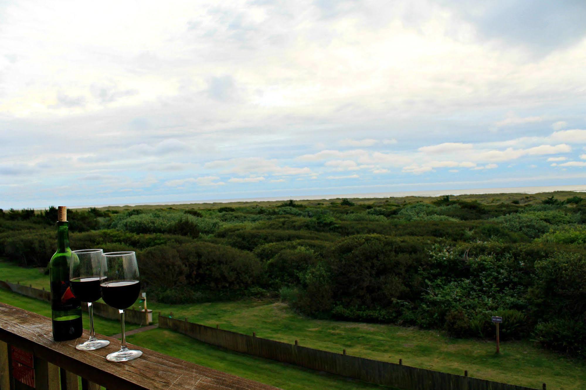 The Polynesian Resort Ocean Shores Exteriér fotografie